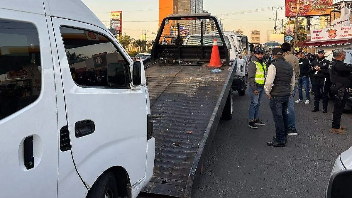 Refrenda_gobierno_estatal_cero_tolerancia_al_transporte_ilegal_(4)