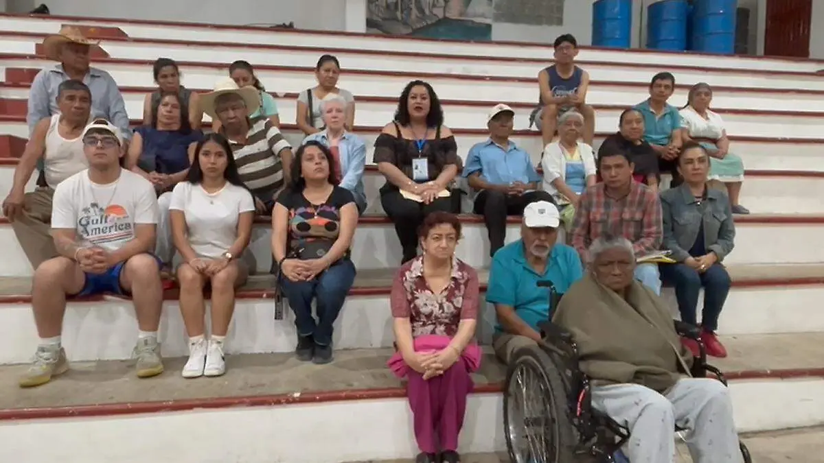 En Zapotilán alzan la voz contra  Salvador Tino Martínez por oponerse a proyecto universitario 