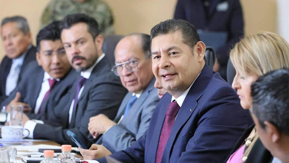 El mandatario poblano reveló que el conductor de la camioneta que arrolló y mató a César Cuamani presentaba segundo grado de alcohol