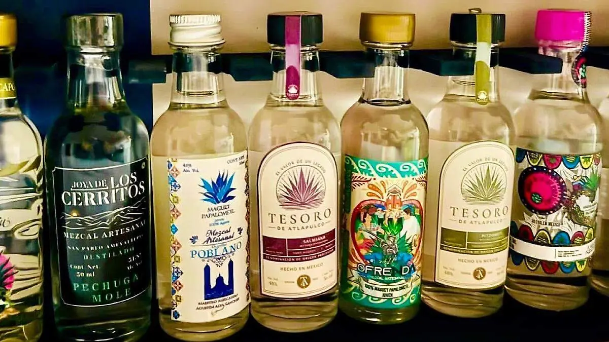 La iniciativa reunirá a mujeres dedicadas al maguey y al mezcal para compartir sus saberes