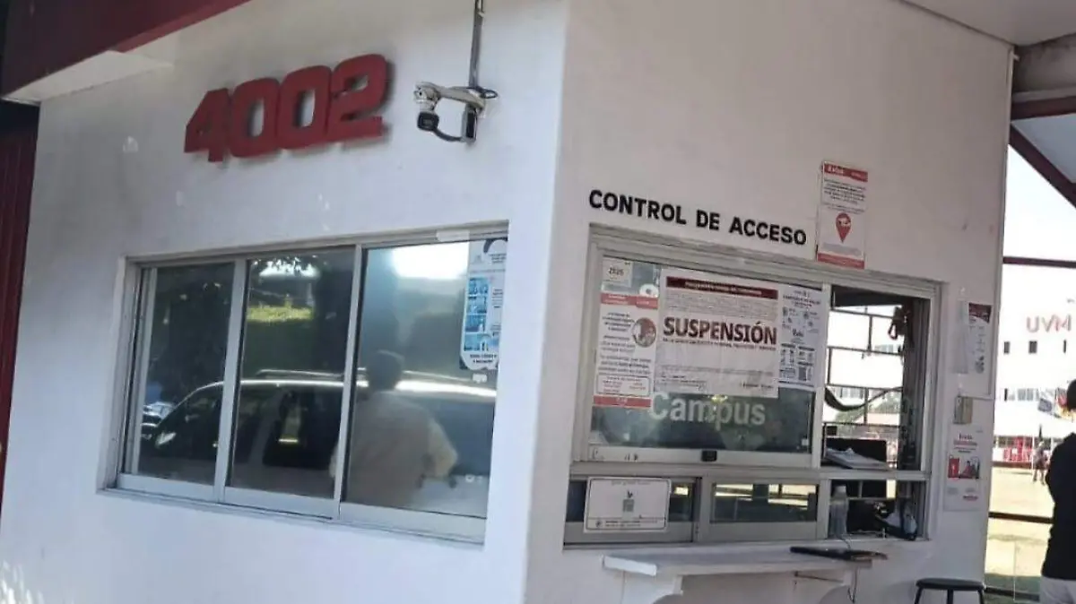 La PROFECO ha suspendido la comercialización de bienes y servicios en la UVM en Puebla.