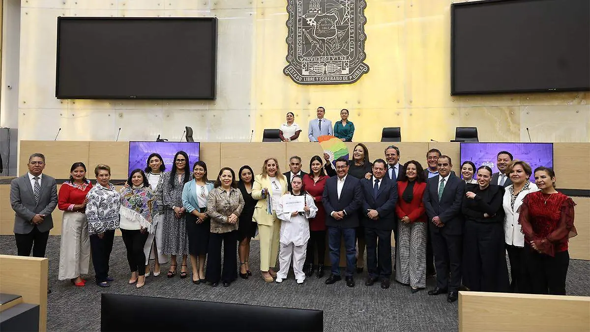 En la ceremonia de entrega también estuvo presente la familia de la joven taekwondoína.