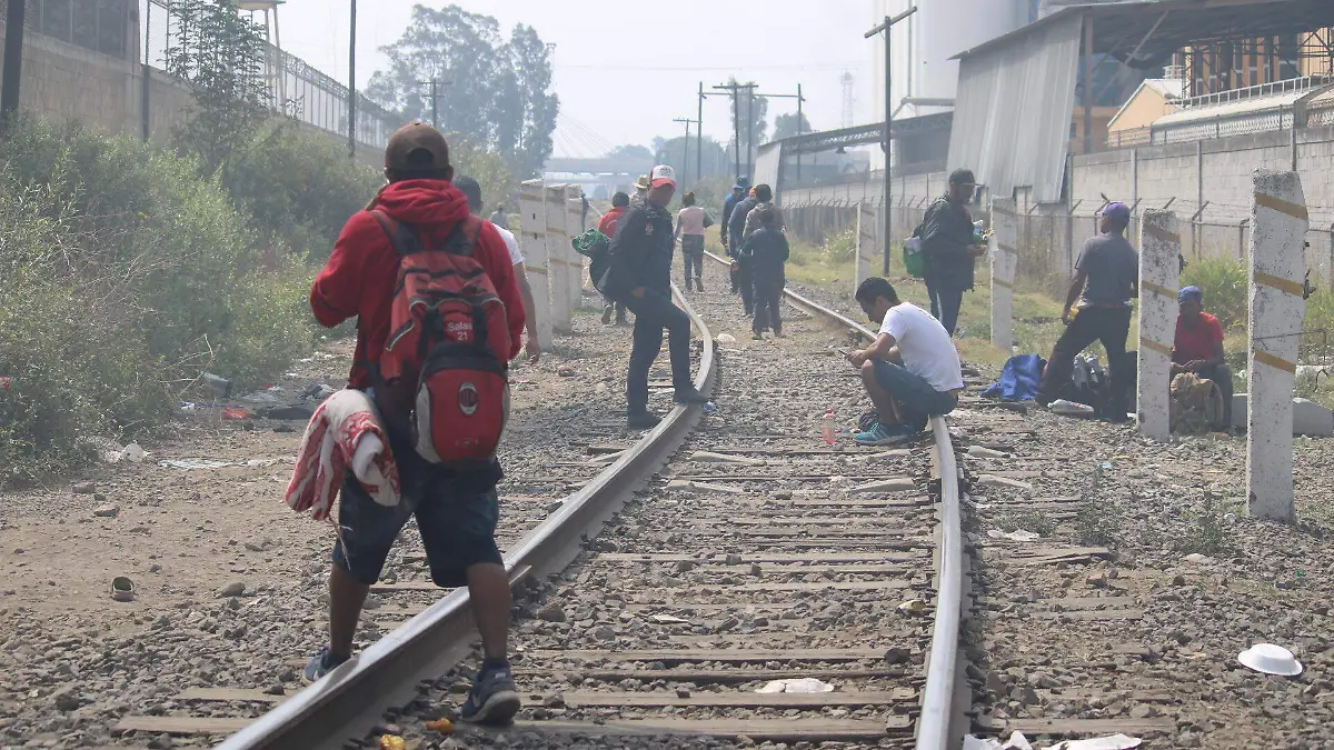 MIGRANTES-VIAS TREN BIBIANAD 23052024 008.JPG