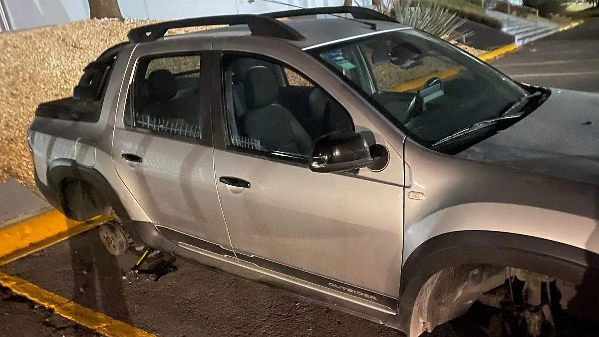 Robo de autopartes en Parque Industrial Finsa