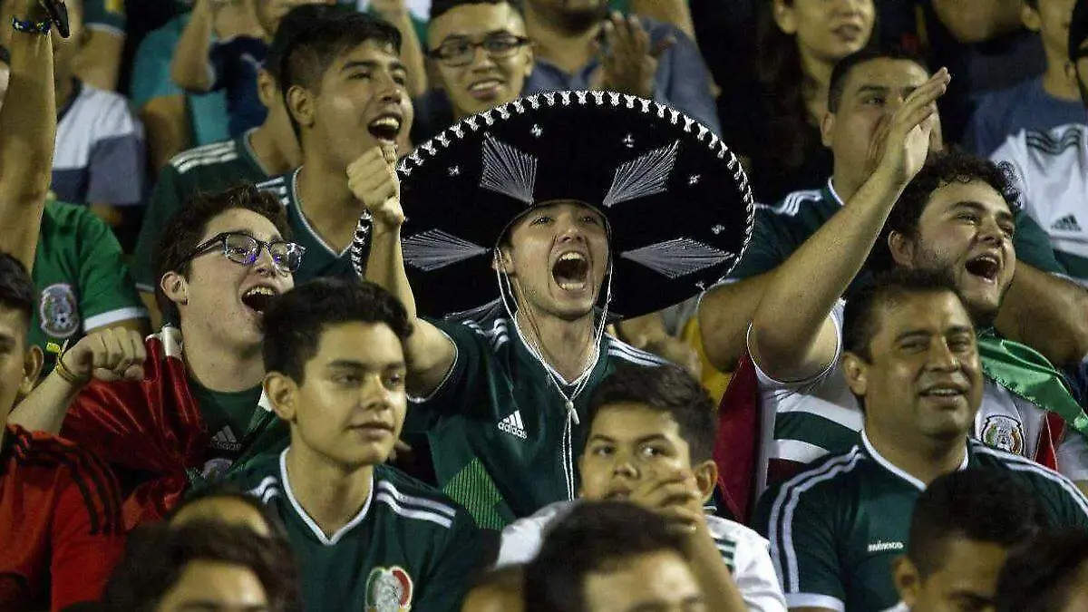 aficionados de la selección mexicana