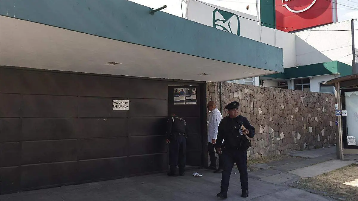 Los asaltantes, de igual manera, se llevaron medicamento controlado y el DVR de las cámaras de vigilancia.