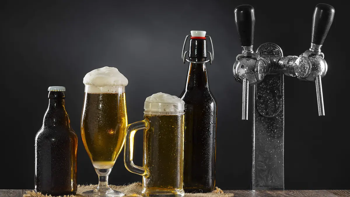 Vino, cerveza y licor muestran efectos distintos en la salud cardiovascular.