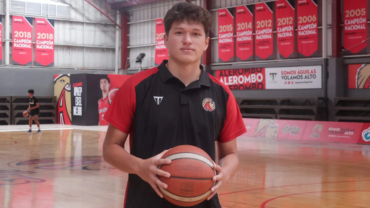 Rafael Flores basquet upaep-1