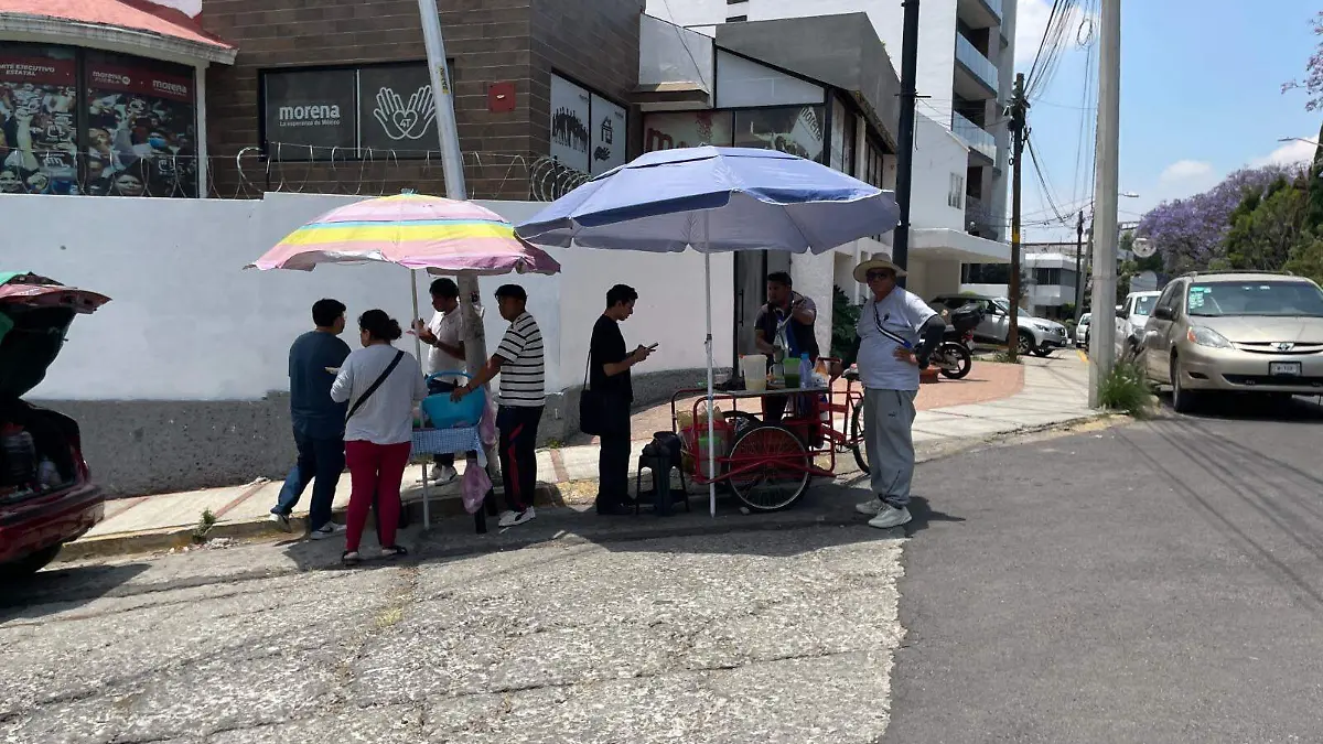 Comercio informal ahora se instala en la colonia La Paz