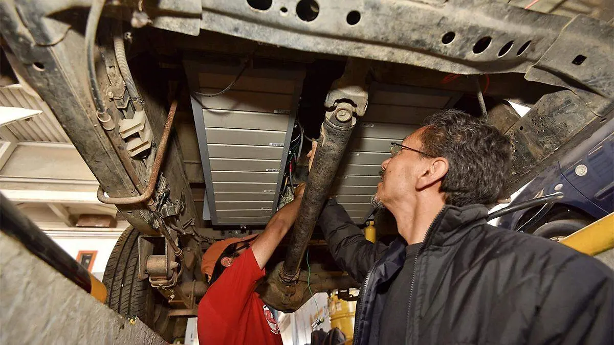 Las principales apuestas debe centrarse en las industrias vinculadas a la alta tecnología