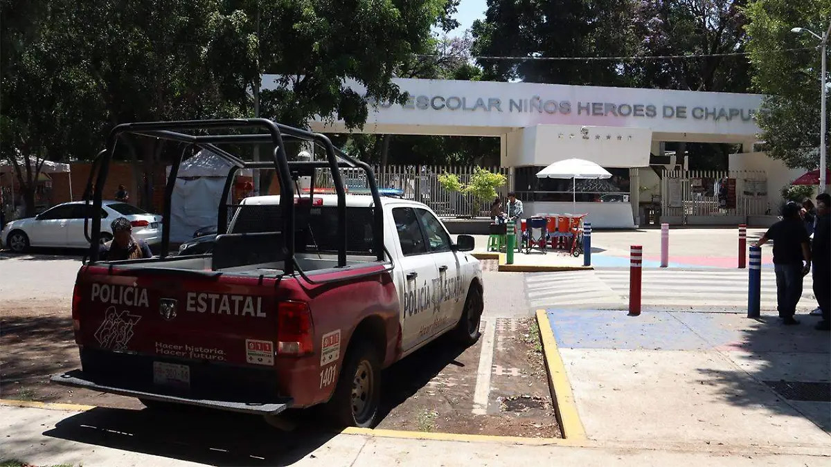 El titular de la SEP estatal, Manuel Viveros Narciso, detalló que el personal del CENHCH no está realizando el Operativo Mochila