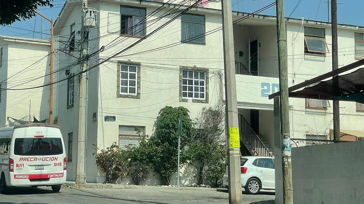 Elementos de Protección Civil, Bomberos y Policía Municipal realizaron recorridos en planteles educativos