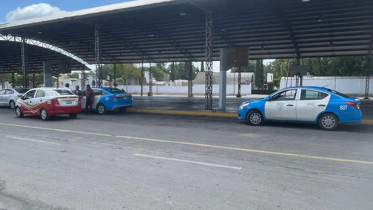Algunos compañeros no detienen su servicio porque sus unidades cuentan con aire acondicionado