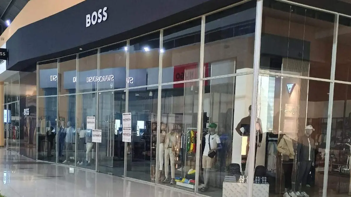 Hugo Boss local Outlet Puebla