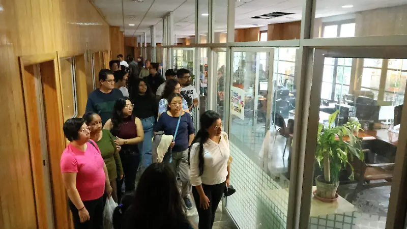 Visitantes conocieron de cerca el área de editores 
