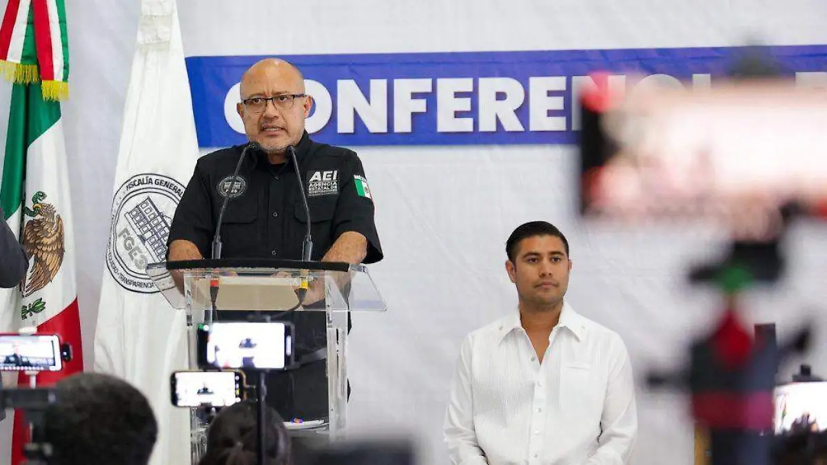 Cinco presuntos integrantes de una red de robo a cuentahabientes fueron detenidos en Puebla y Oaxaca