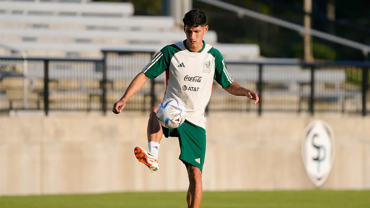 950801_Entrenamiento Selección Mexicana_impreso