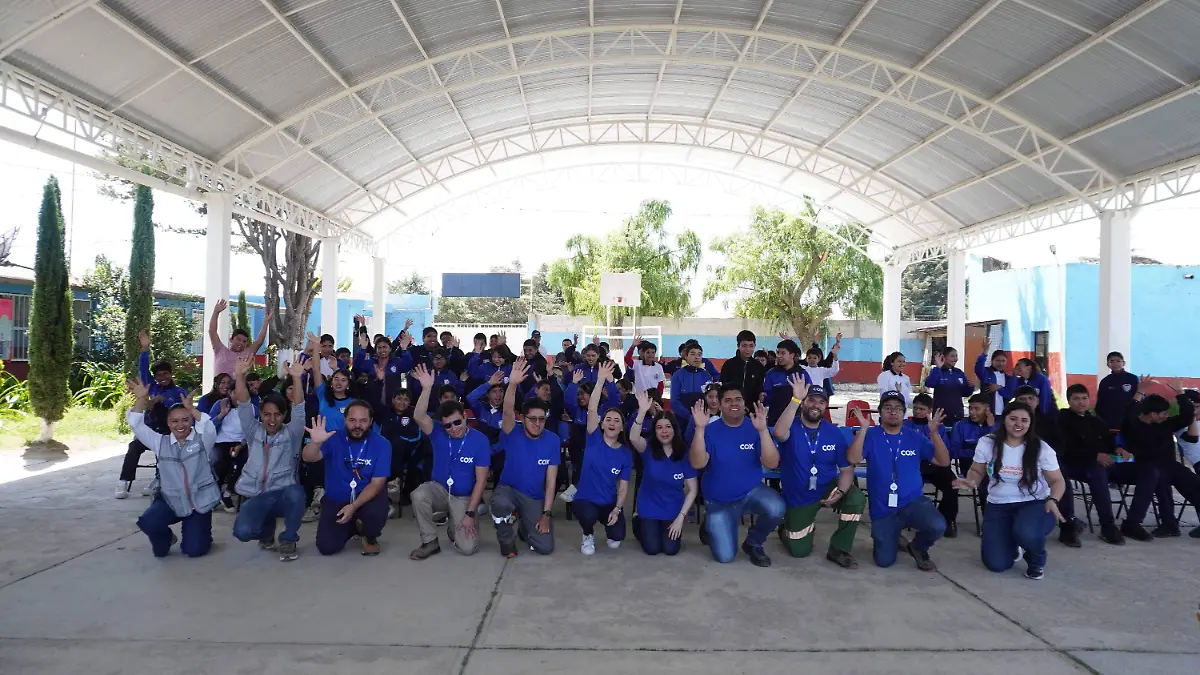 Más de 2,300 estudiantes participan en programa de ética y valores de Cox (2)
