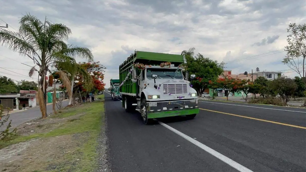 En distintos ejidos de la región cañera, los trabajadores celebraron el final de la temporada