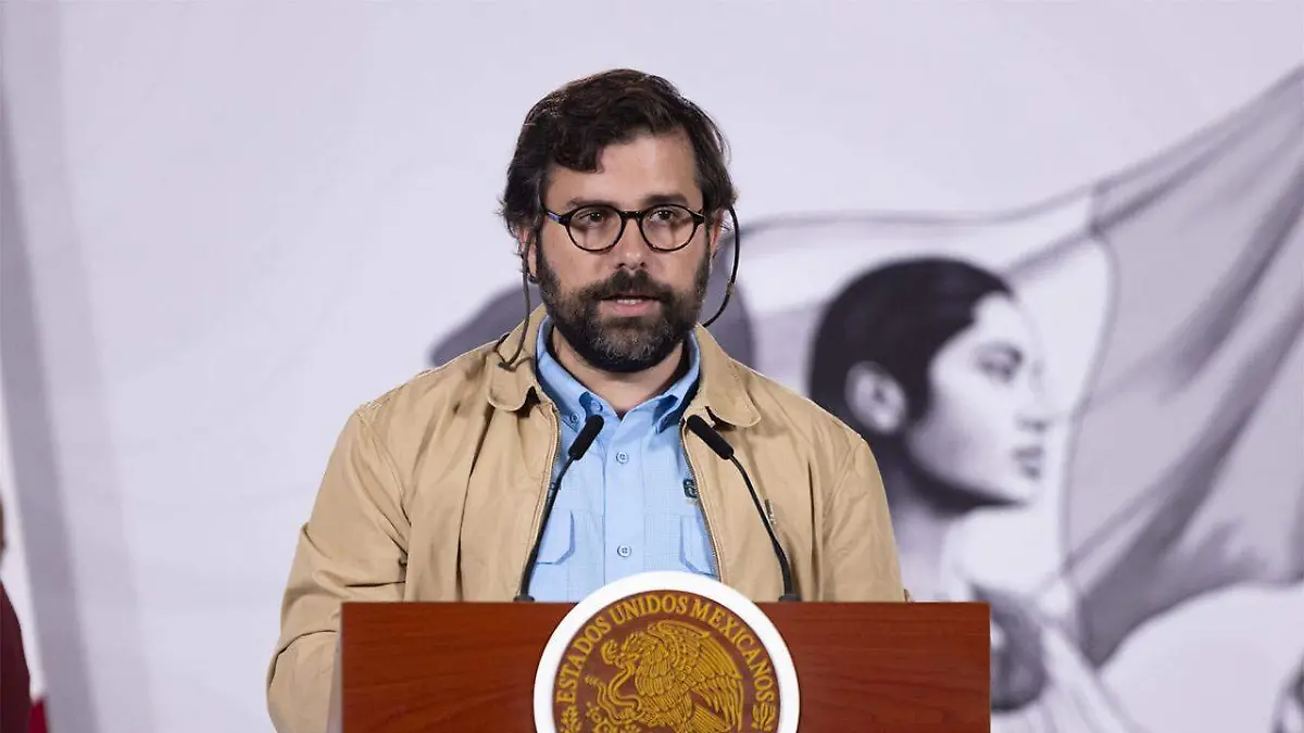 Alejandro Svarch, director general del IMSS Bienestar