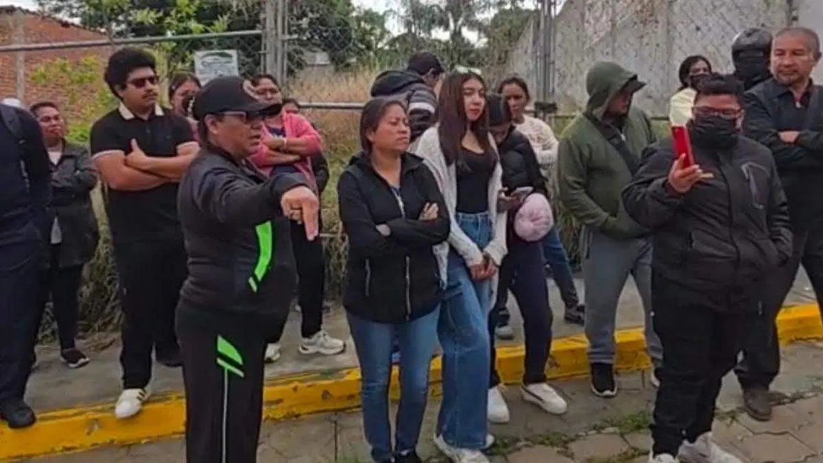 estudiante de atlixco fue golpeado por un externo dentro de la institución 