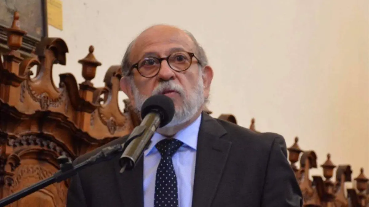 Francisco Vélez provino de una familia sumida en la vida universitaria
