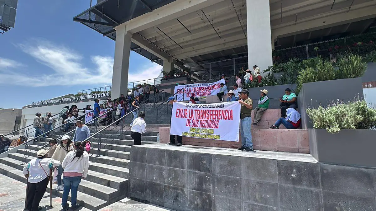 Los inconformes, quienes se autoadscriben como pueblo de lengua náhuatl, pidieron la intervención de autoridades federales