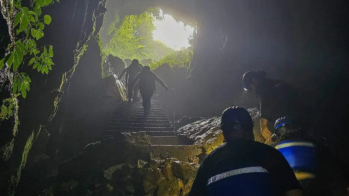 Las autoridades mantienen activos los protocolos de emergencia y exhortaron a la población a mantenerse informada por medios oficiales.