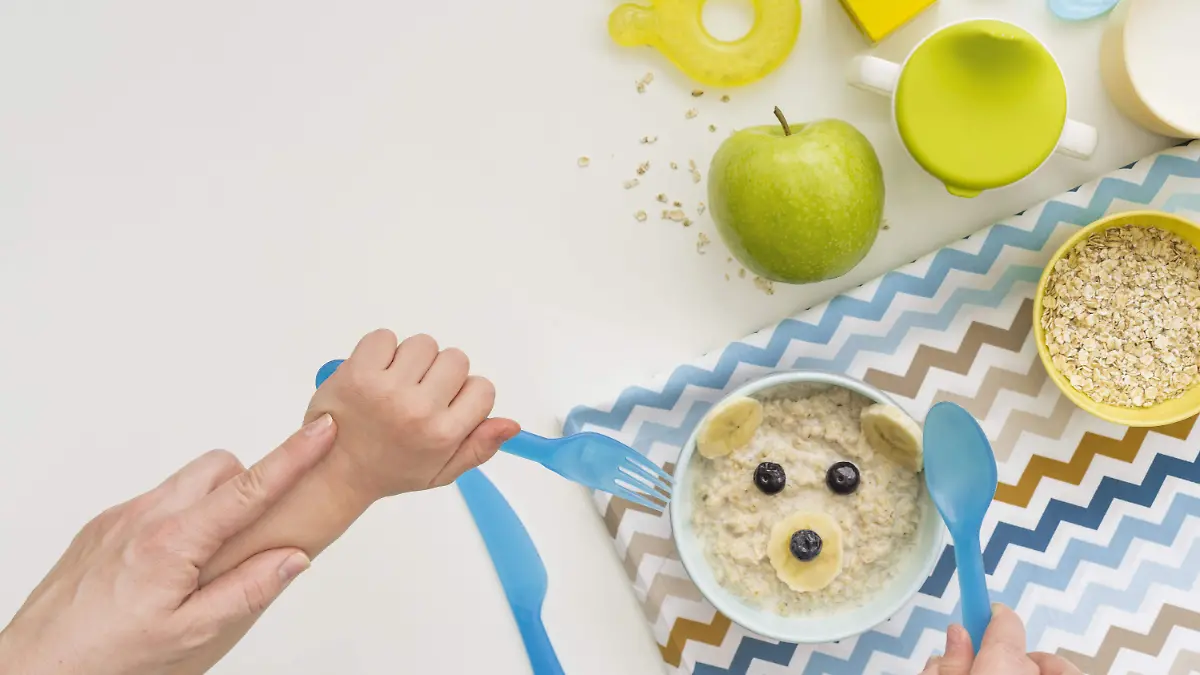La revisión internacional identificó patrones de contaminación en alimentos infantiles comercializados en distintos países y llamó a mejorar la vigilancia sanitaria