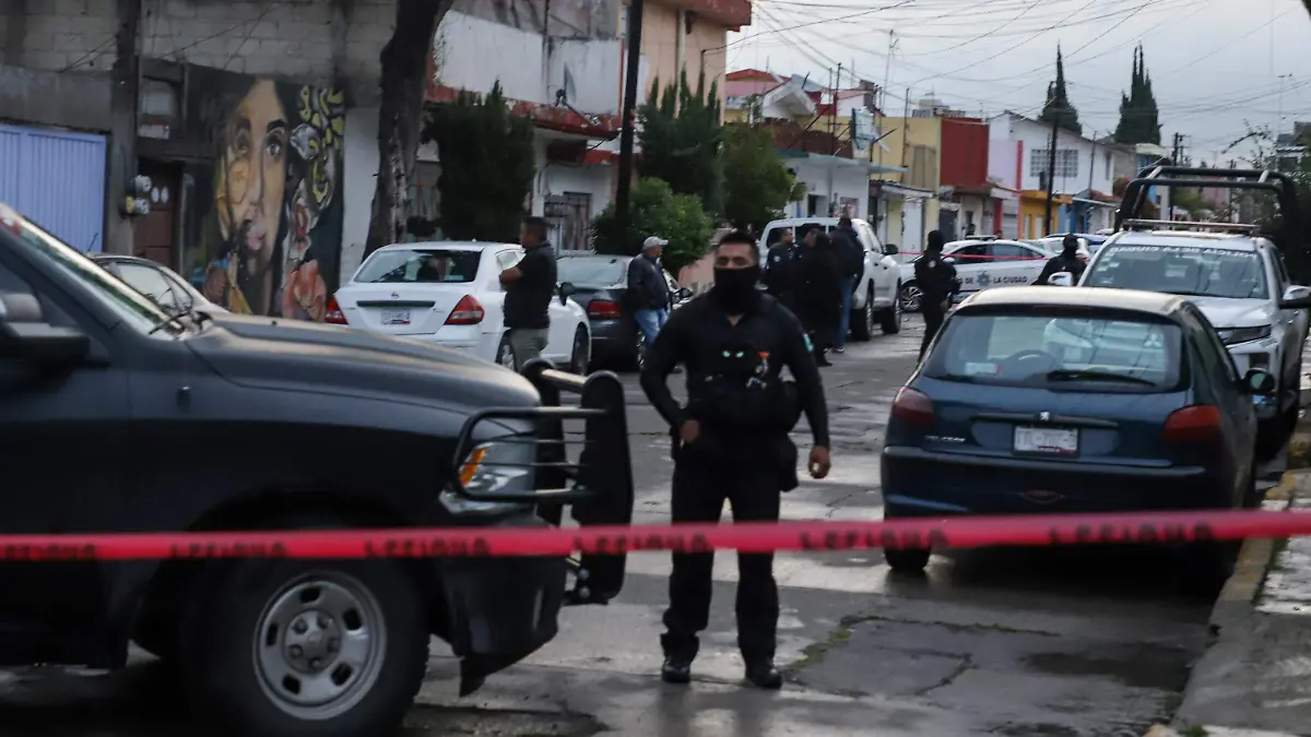 mujer sin vida en 10 de Mayo-1