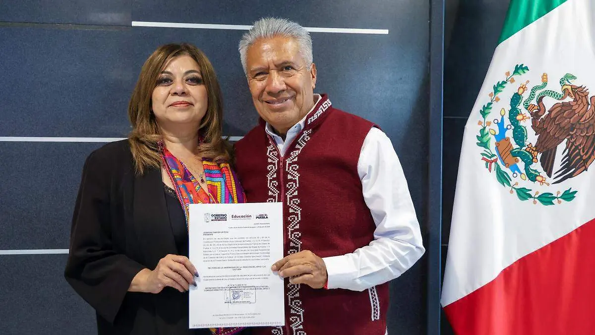 Josefina Farfan rectora de la Unicrea