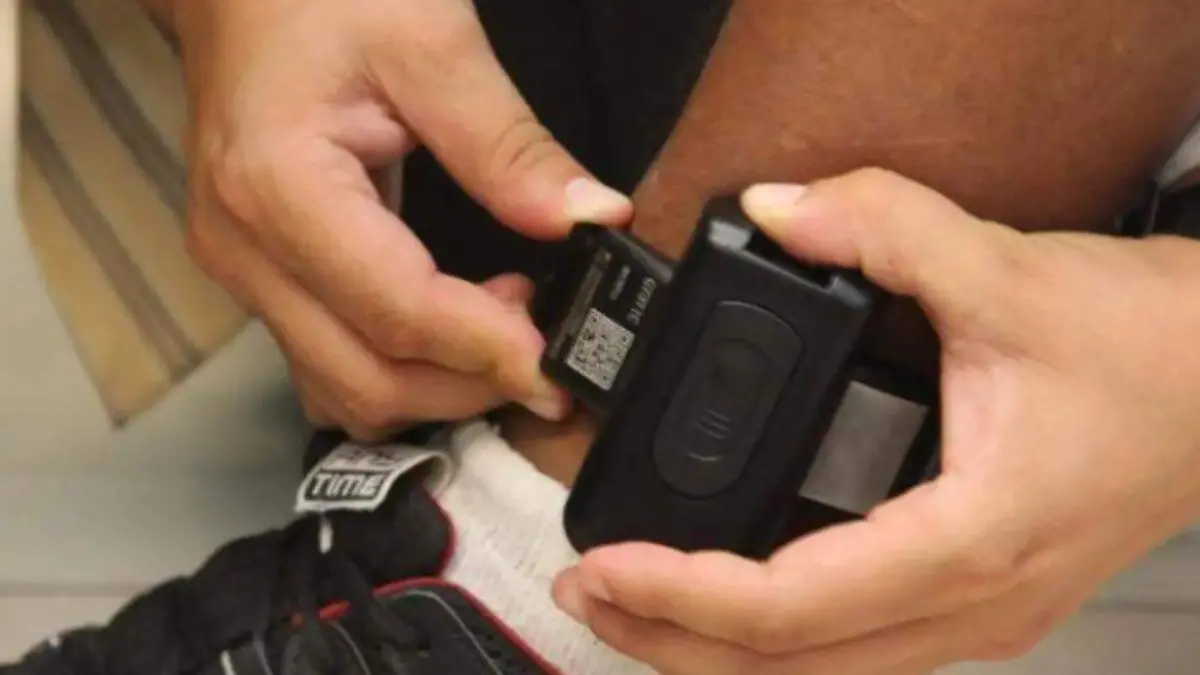brazalete electrónico