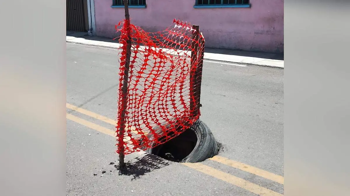 socavon en calle tepeyac