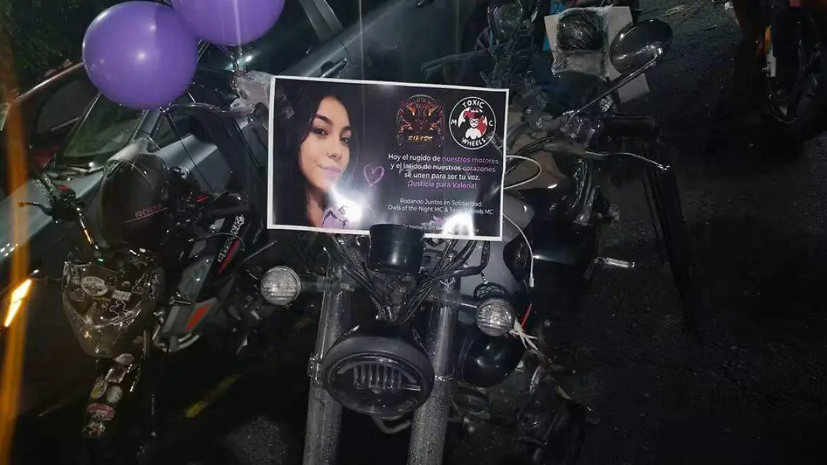La familia de la joven de 22 años y estudiante de la Licenciatura en Derecho dio a conocer que desconoce el paradero de su hijo Fernando Adriel, de cuatro años