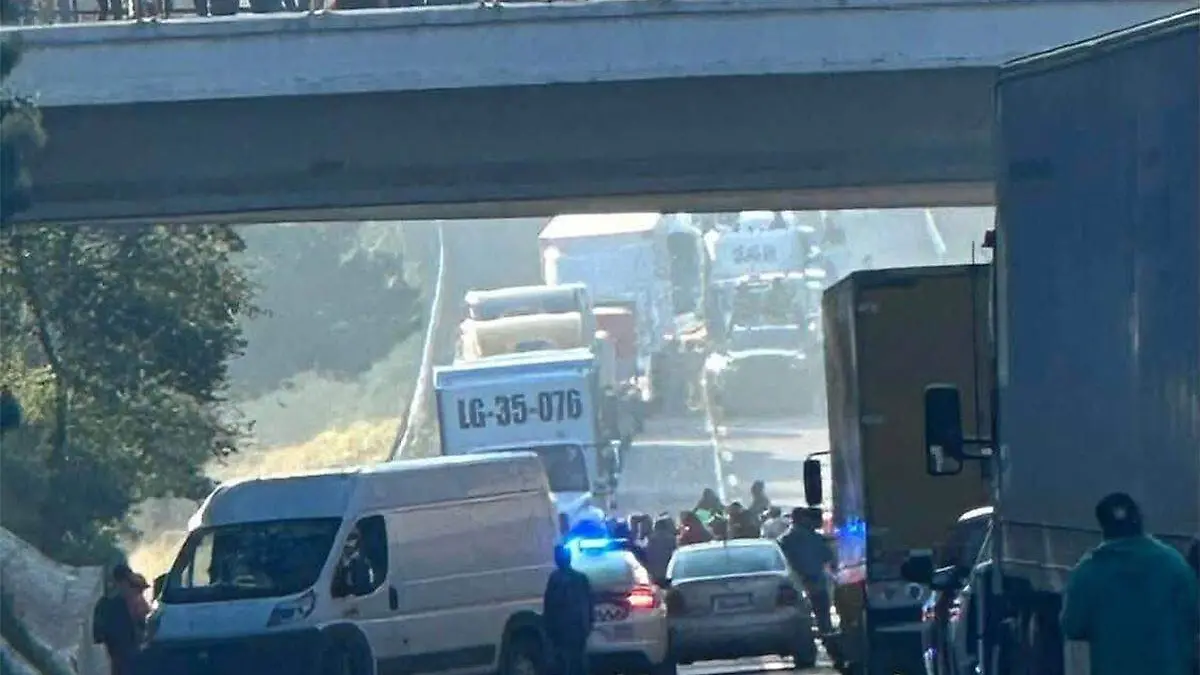 Ante la falta de respuesta rápida de las autoridades., el bloqueo avanzó