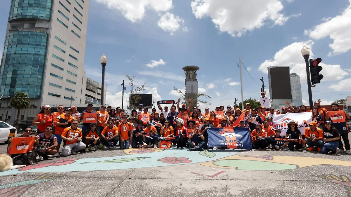 aficionados de los Broncos-1