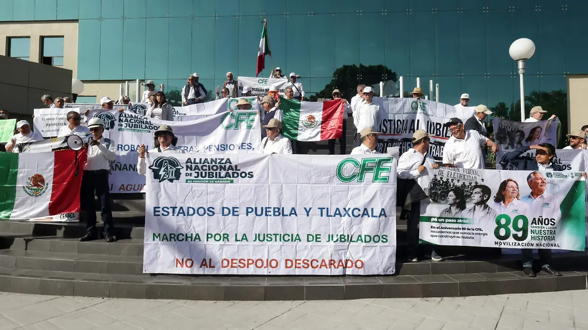 jubilados de CFE-1