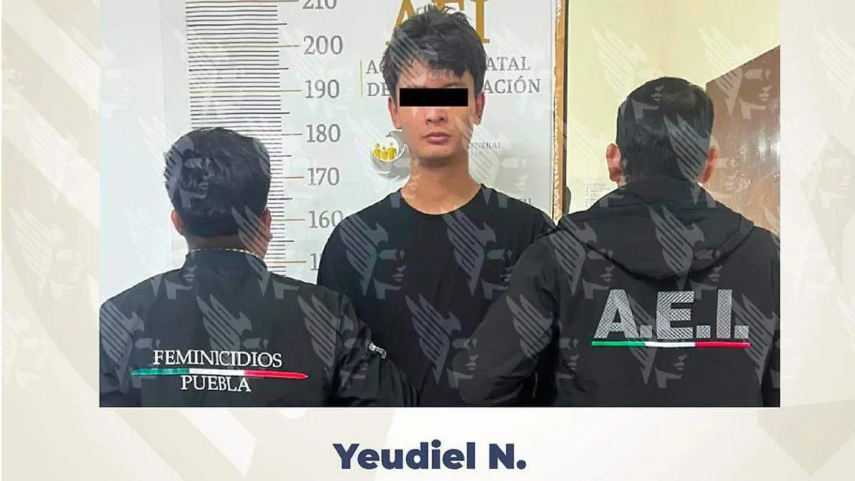 esposo de karla valeria