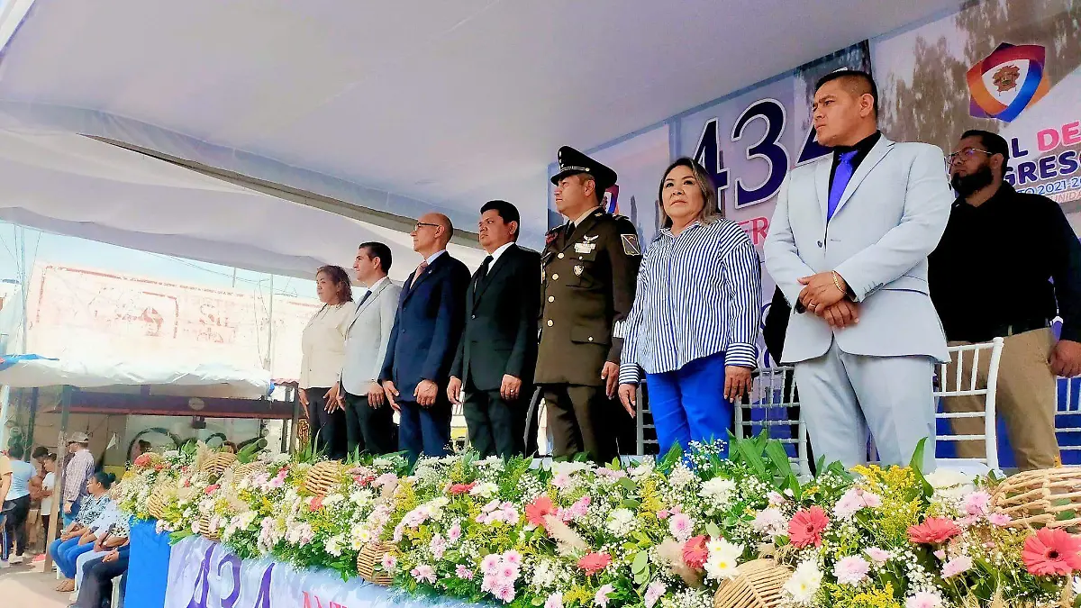 desfile cìvico en Jaral 2
