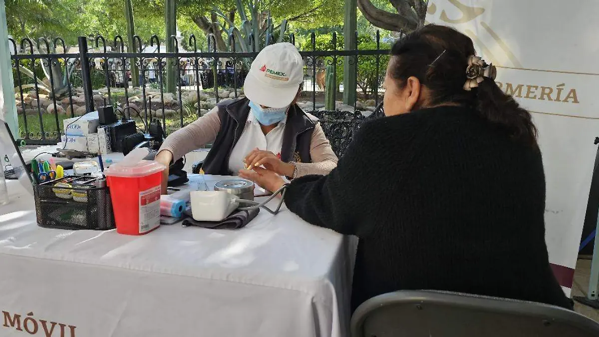 atenciones-médicas-gratuitos  (2)