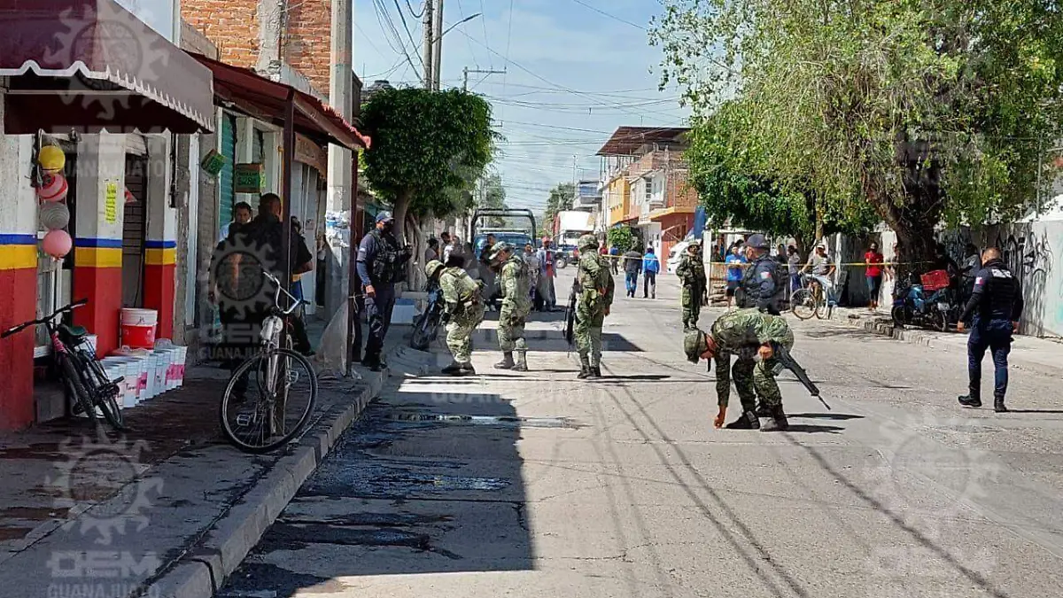 Balean-a-dos-hombres  (2)