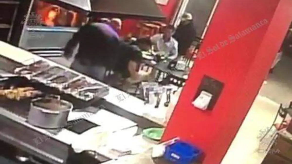 asaltan en taqueria