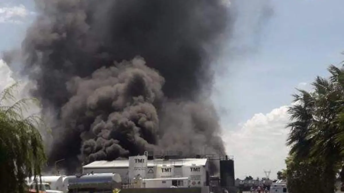 incendio en almacen 55