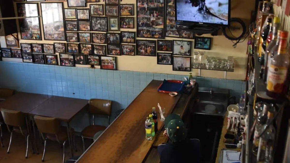 OBTIENEN BARES Y CANTINAS PRÓRROGA EN EL PAGO DE REFRENDO 1