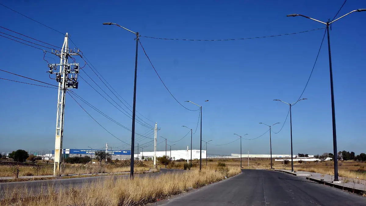 PENDIENTE CONTINUACION DE AVENIDA MEXICO – JAPON  (3)