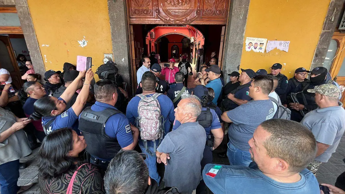 Realizan-paro-laboral-elementos-policiales (1)