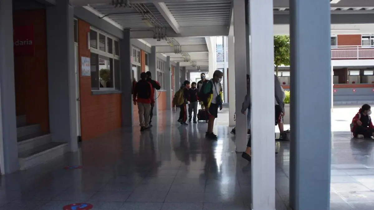 Sin-rezago-educativo-por-la-pandemia (1)