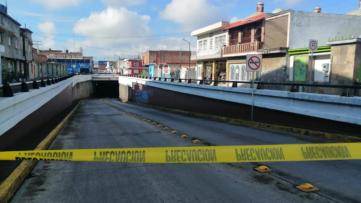 Cierran-pasos-a-desnivel (1)