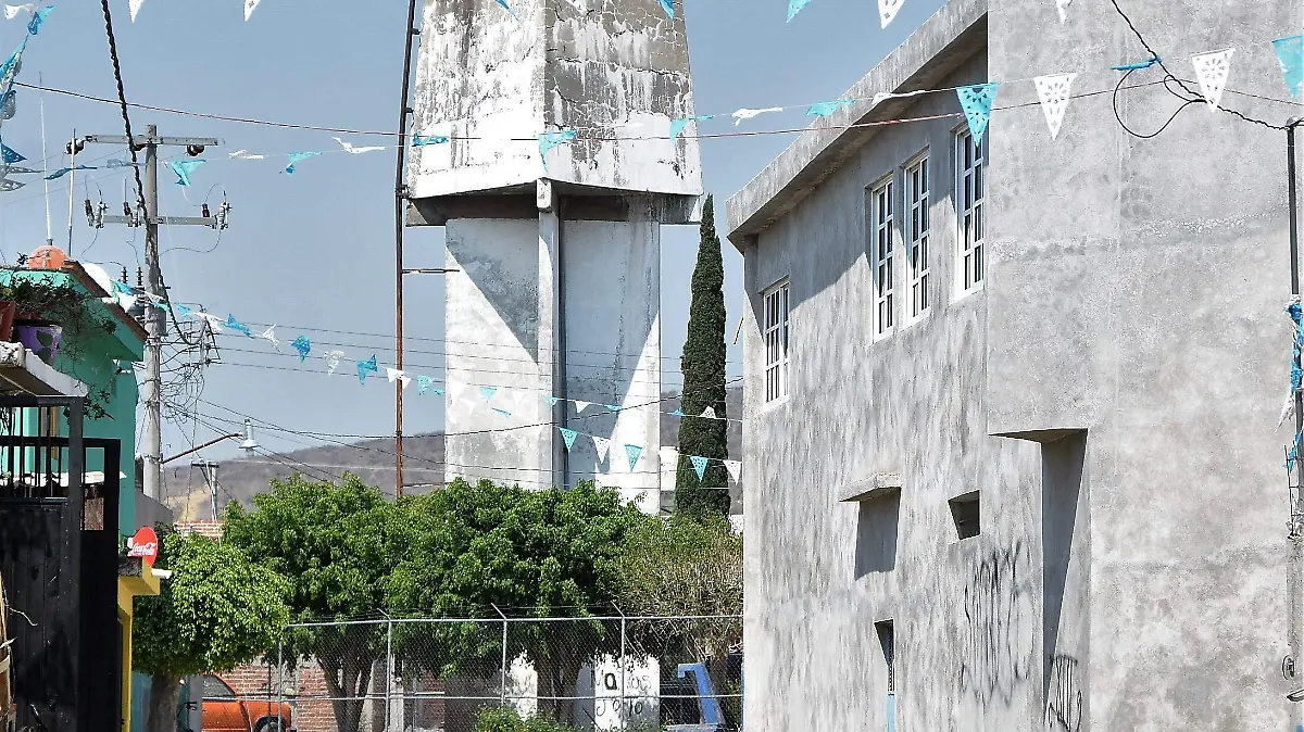 Atienden necesidades de agua potable 2