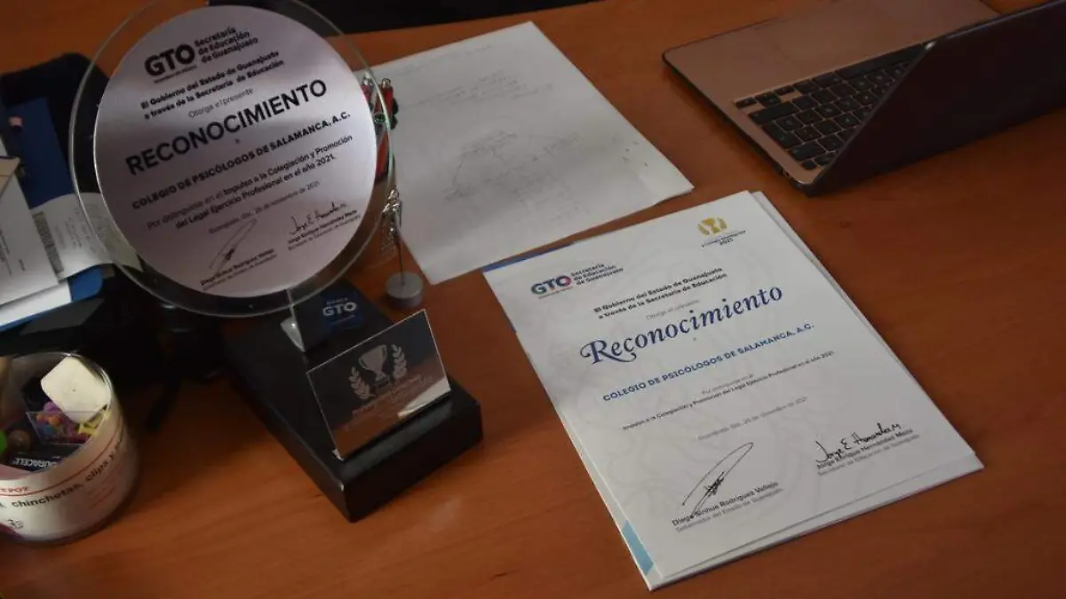 RECONOCEN-A-COLEGIO-DE-PSICÓLOGOS-DE-SALAMANCA 2 (3)